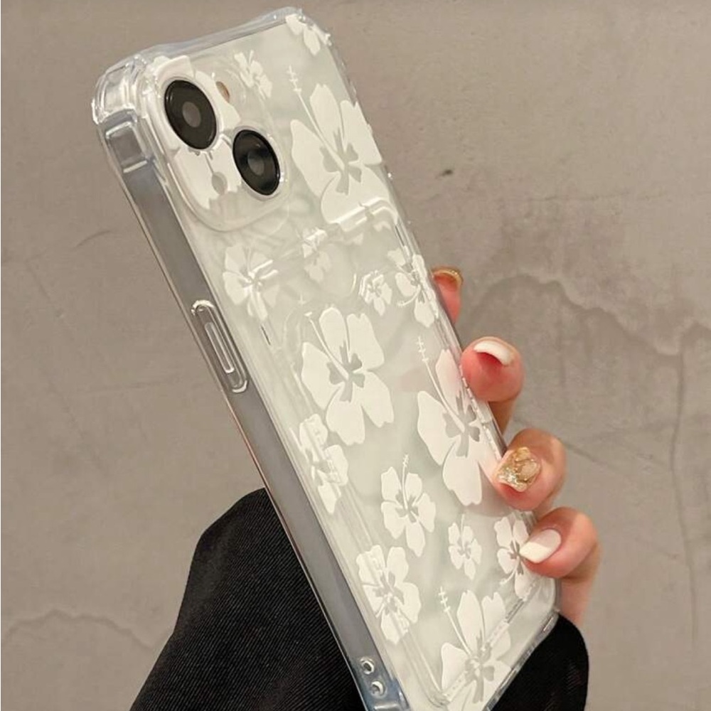 ⚠️Clearance iPhone 13 Floral Clear Phone Case - White - Picture 4 of 4